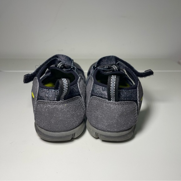 Sold - Picture 5 of 8